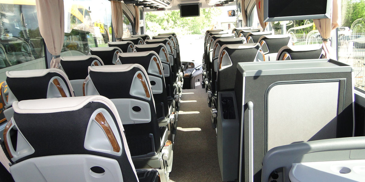 Bus z warszawy do puław